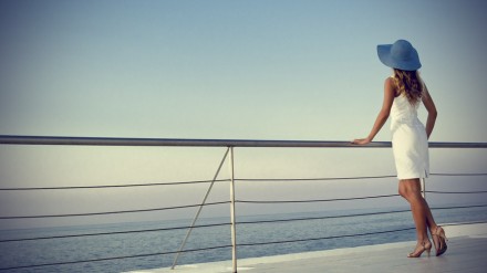 Stay-healthy-while-traveling